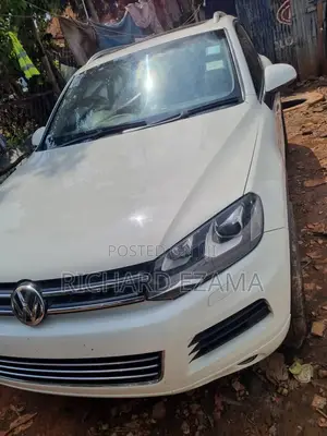 Volkswagen Touareg VR6 Sport 2012 White