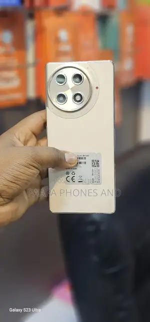 Tecno Camon 30S Pro 256 GB Gold
