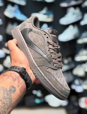 New Nike Air Jordan 1 Low X Travisscott Velvet Brown Stocked