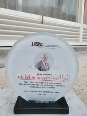 Round Crystal Award