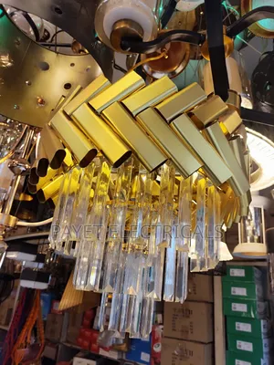 Light Luxury Spark Chandelier Light