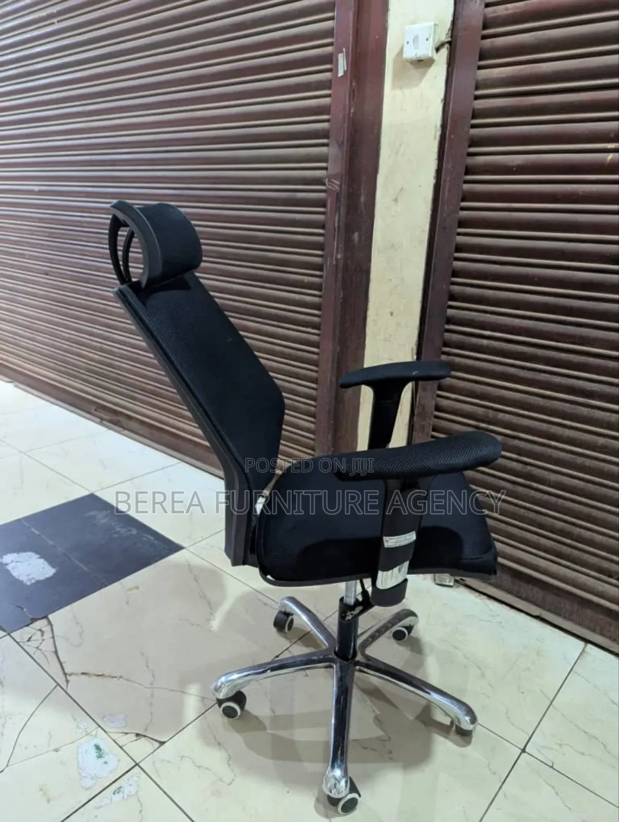 Office Chair With Adjustable Armrests, Height, and Headrest