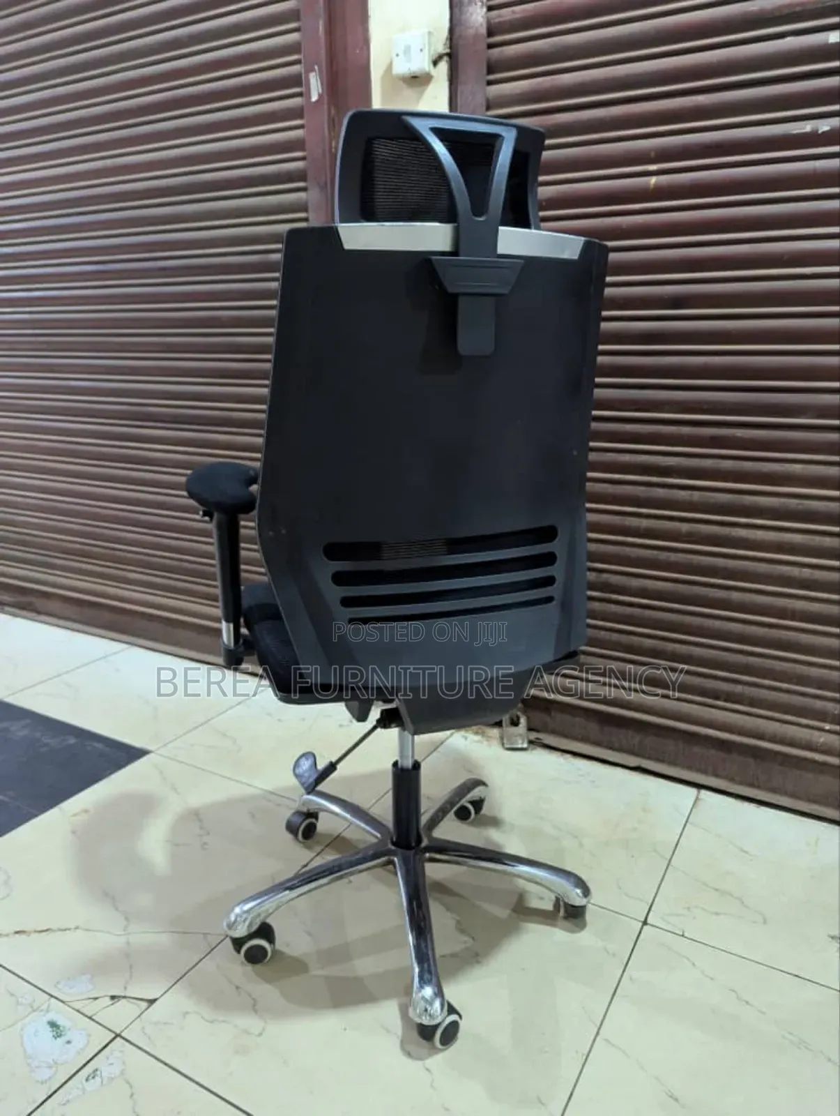 Office Chair With Adjustable Armrests, Height, and Headrest
