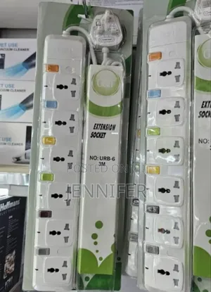 G T Extension Socket With a 3-Meter Cable Length