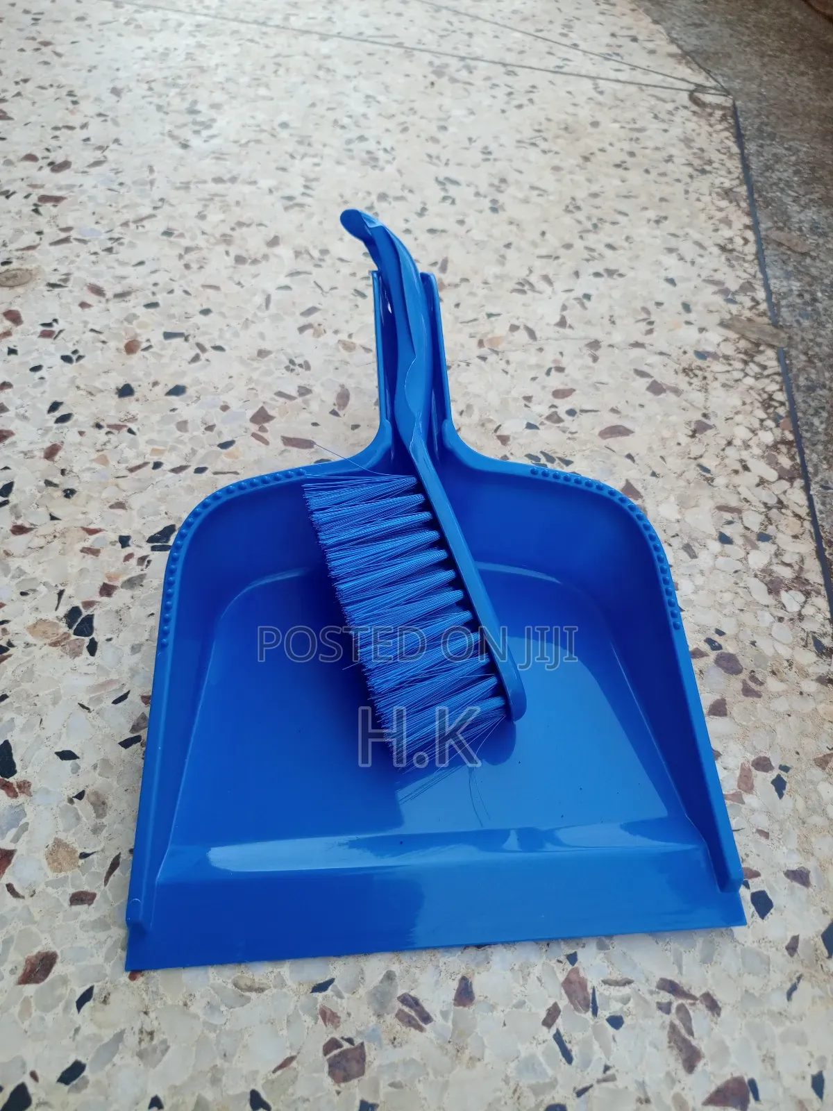 Dustpan and Brush Set