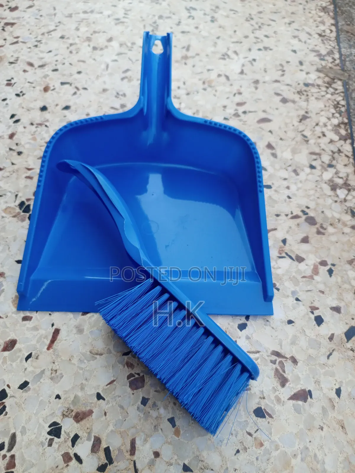 Dustpan and Brush Set