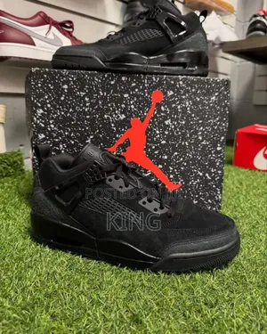 Jordan Spizike Black Men's Court