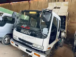 Isuzu Giga Tipper