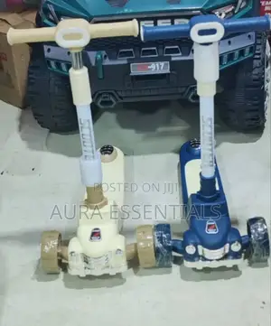 Car Style Kids Scooter With Lights