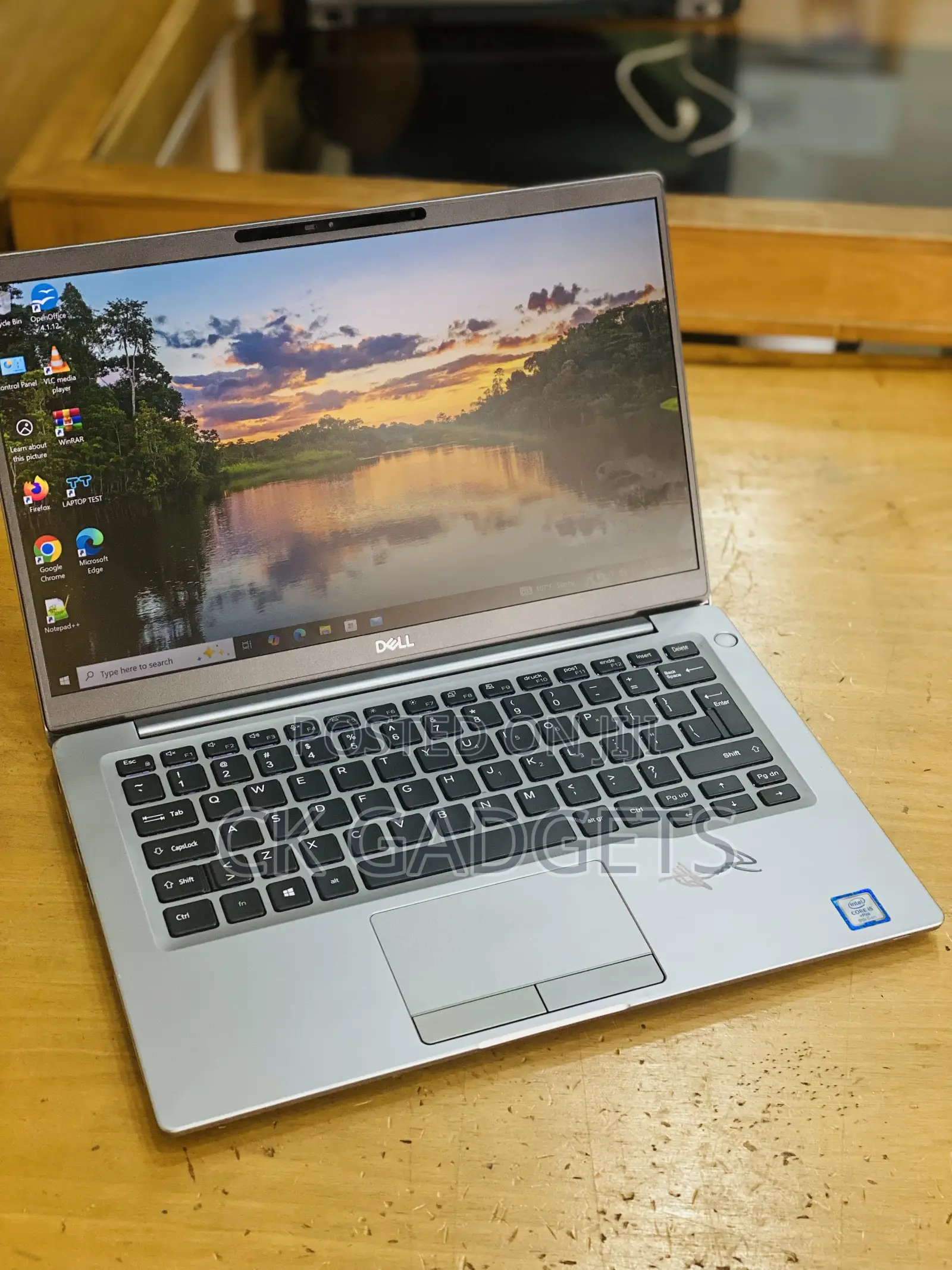 New Laptop Dell Latitude 7400 8GB Intel Core I5 SSD 256GB