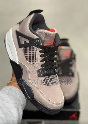Nike Air Jordan 4 Retro “Taupe Haze” Sneakers
