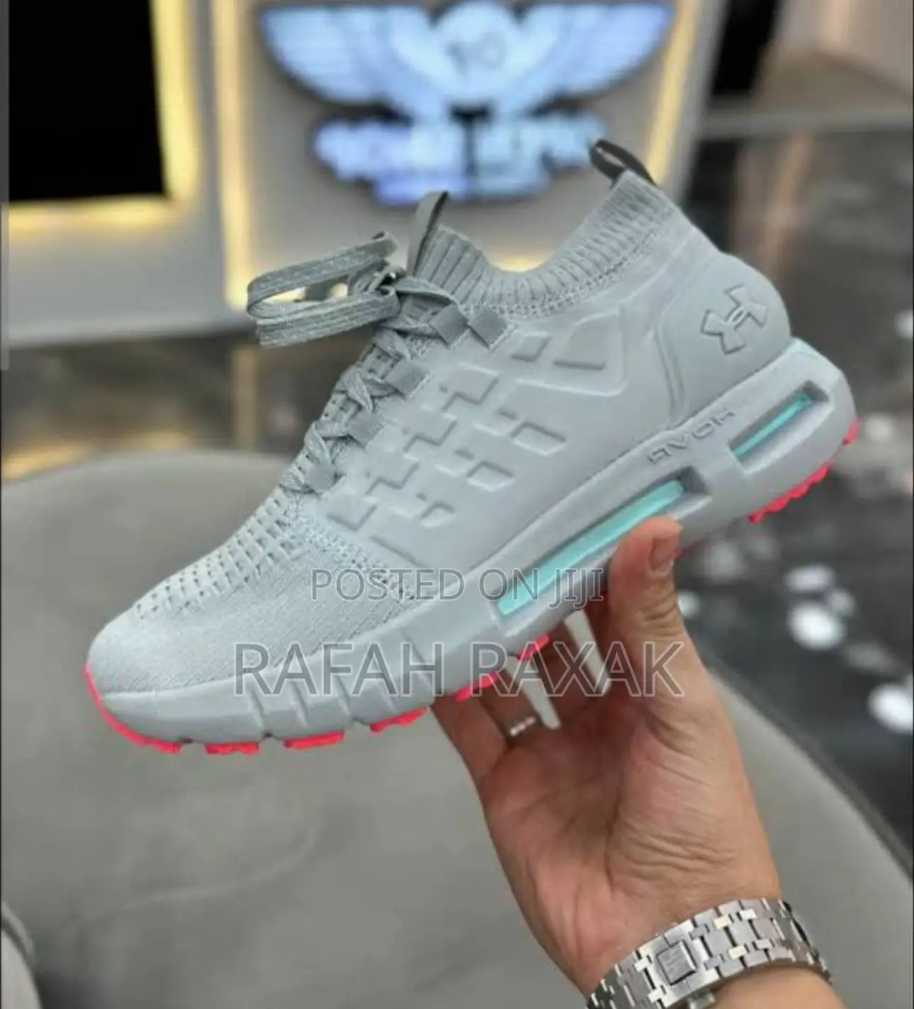 Original Grey Under Armour Hovr Phantom 1 Breathable Sneaker