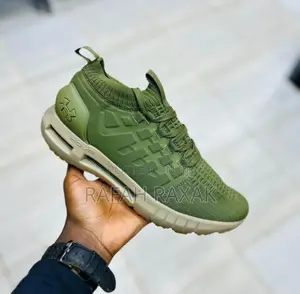 Original Green Under Armour Hovr Phantom 1 Running Sneakers