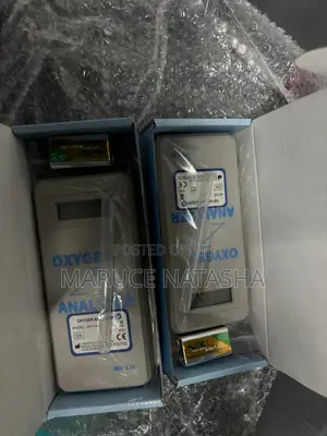 Oxygen Analyzer