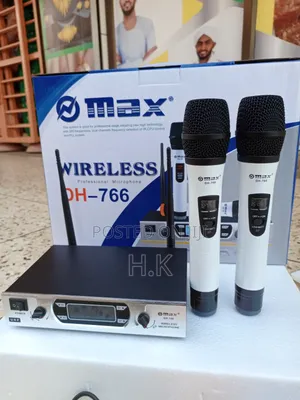 Professional Uhf Dual-Channel Wireless Microphone System.