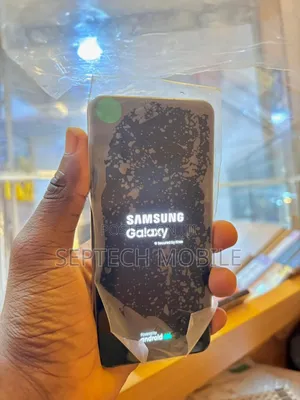 New Samsung Galaxy S21 5G 128 GB Black