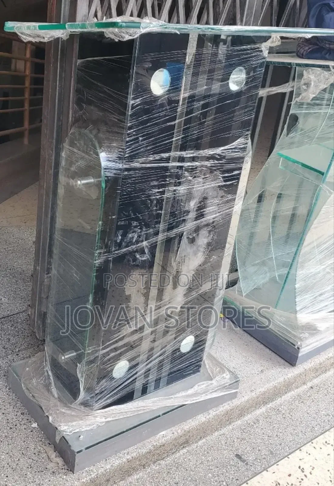 Black Clear Glass Pulipt