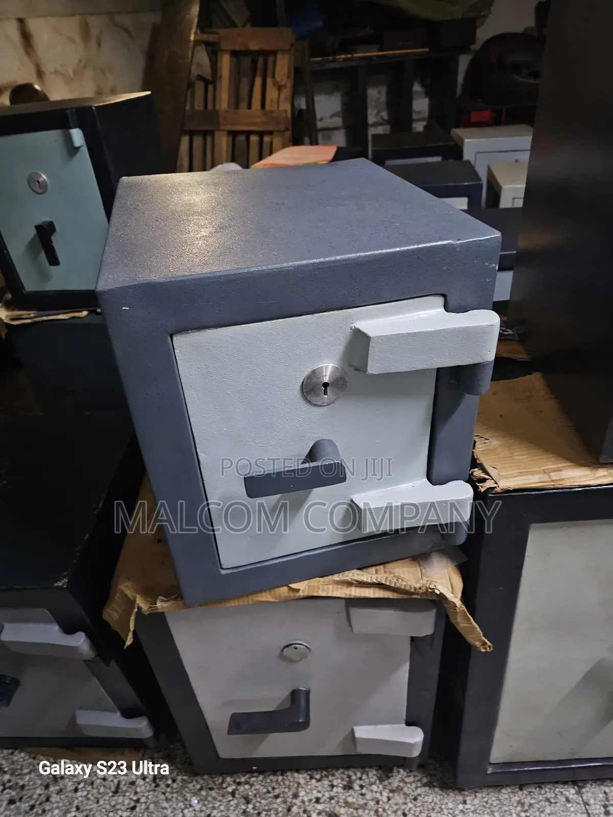 Heavy Safe Box For Valuable Items.
