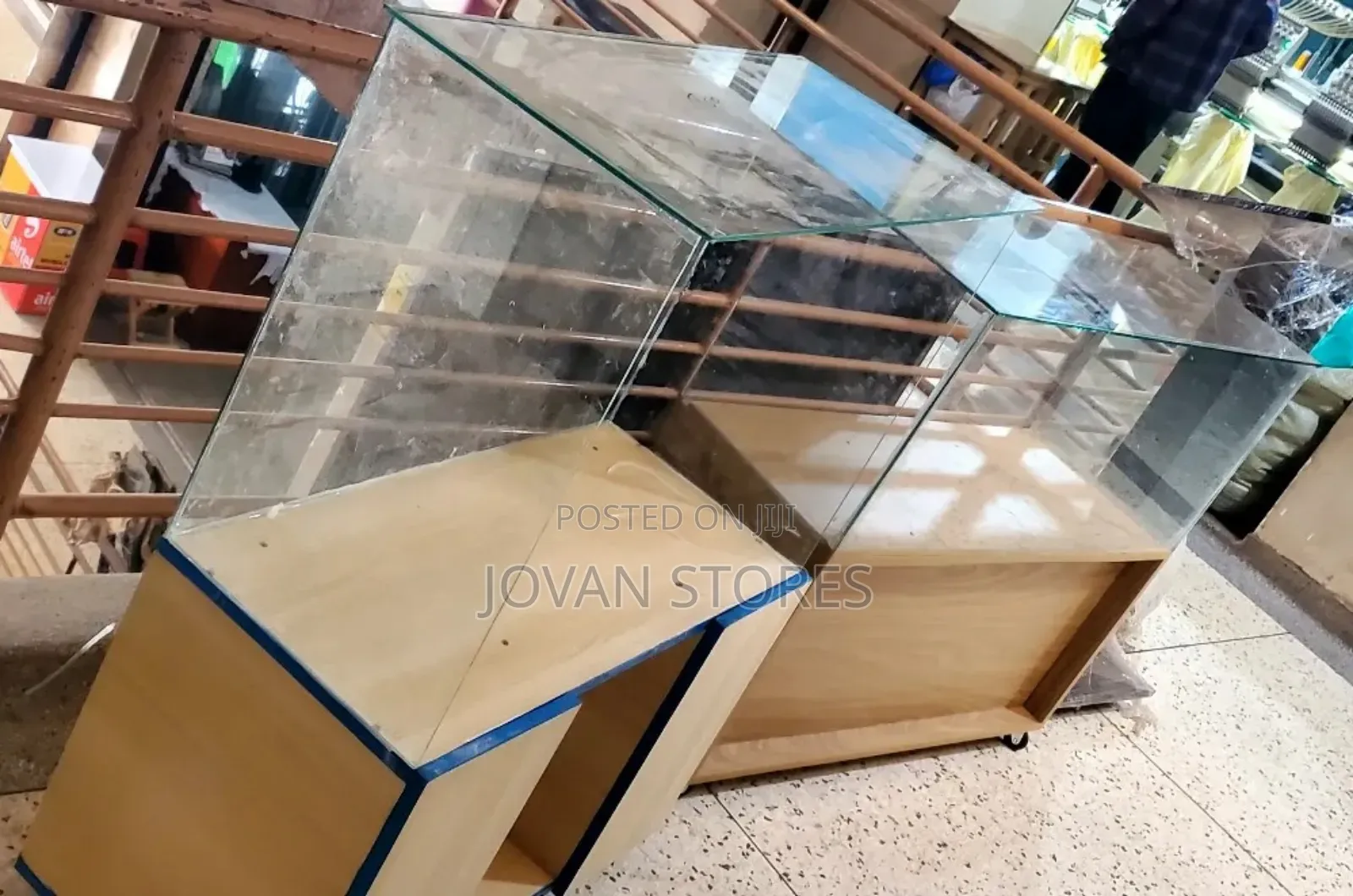 Glass Display Counter