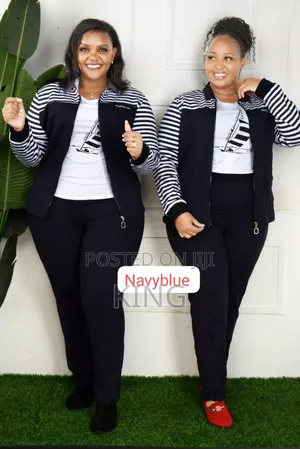 Matching -Set Ladies Two-Piece Tracksuit