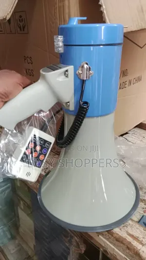 Megaphone Comes With a Handheld Microphone Many Functions