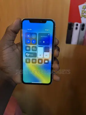 Apple iPhone 11 64 GB White