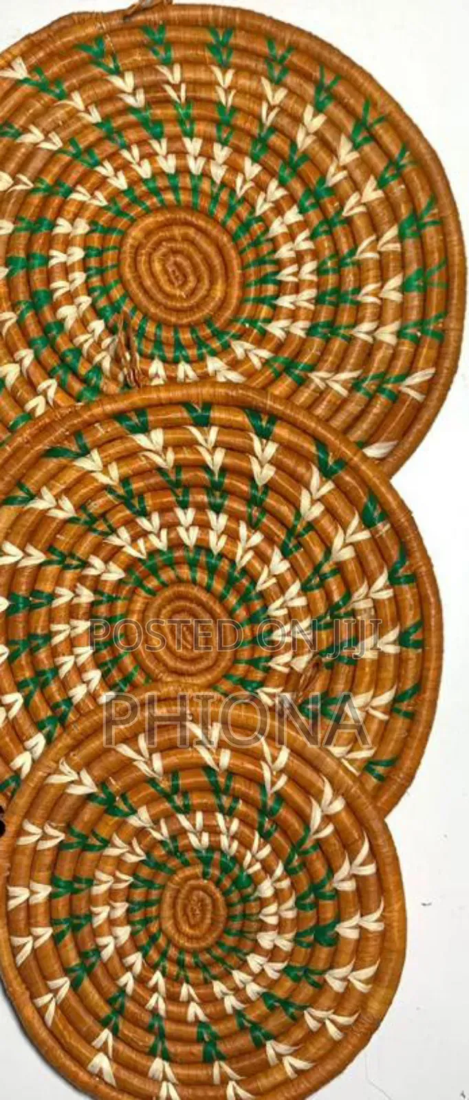 Decorated Wall Basket Mat