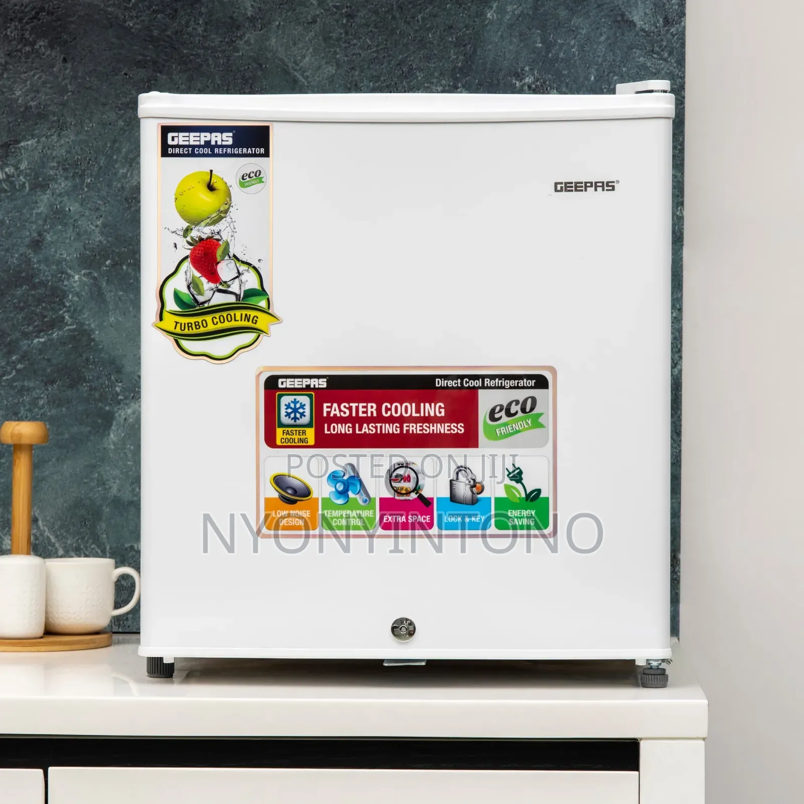 Geepas 60litres Single Door Mini Fridge