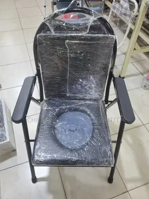 Commode Chair