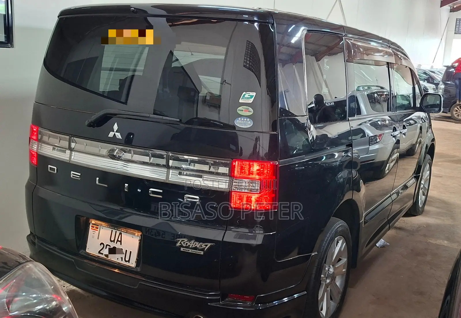 Mitsubishi Delica 2011 Black
