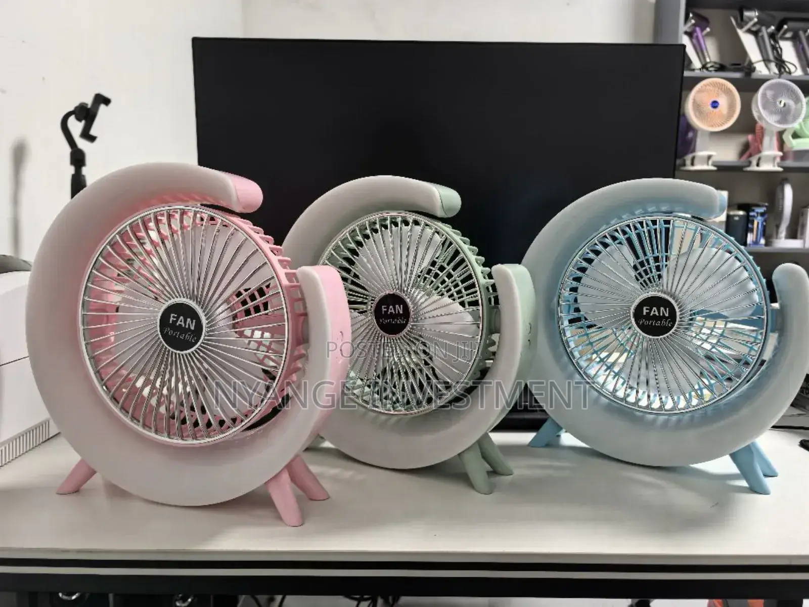 Desktop Fan. Desktops Fan