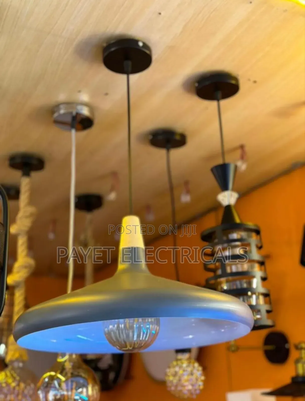 Smooth Restaurant Pendant Lamp Holder