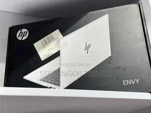 New Laptop HP Envy X360 8GB Intel Core I5 SSHD+SSD 512GB