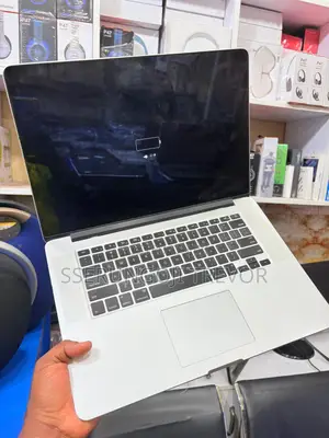 Laptop Apple MacBook Pro 16GB Intel Core I7 SSHD+SSD 256GB