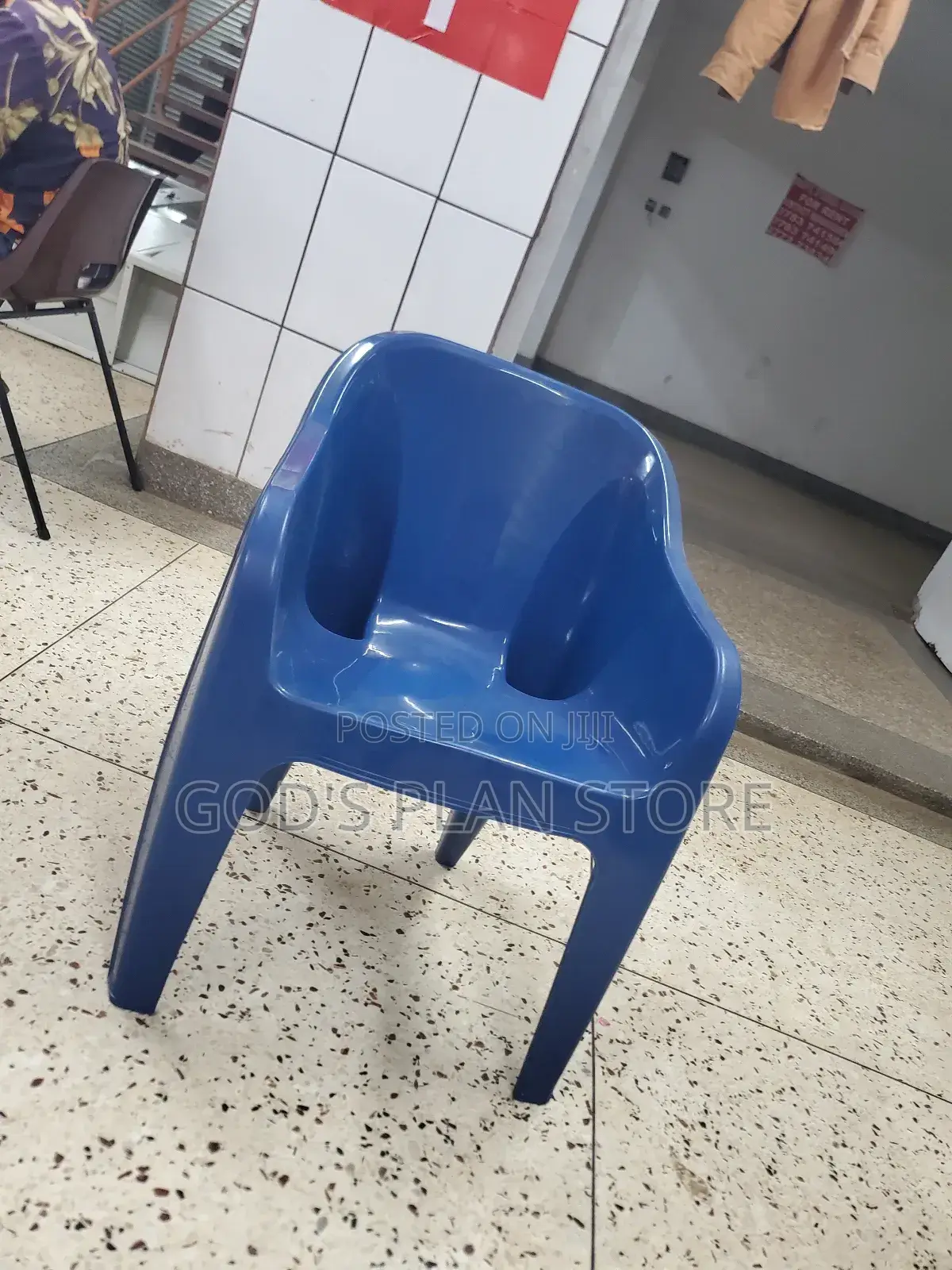 Suplex Plastic Chairs Suplex Plastic Chairs