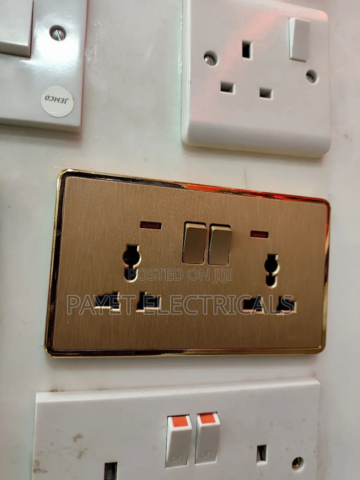 Goldish Multi Double Socket