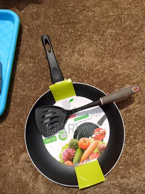 30cm Frypan and Spatula