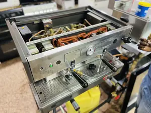 Professional Coffee Machine Technician
