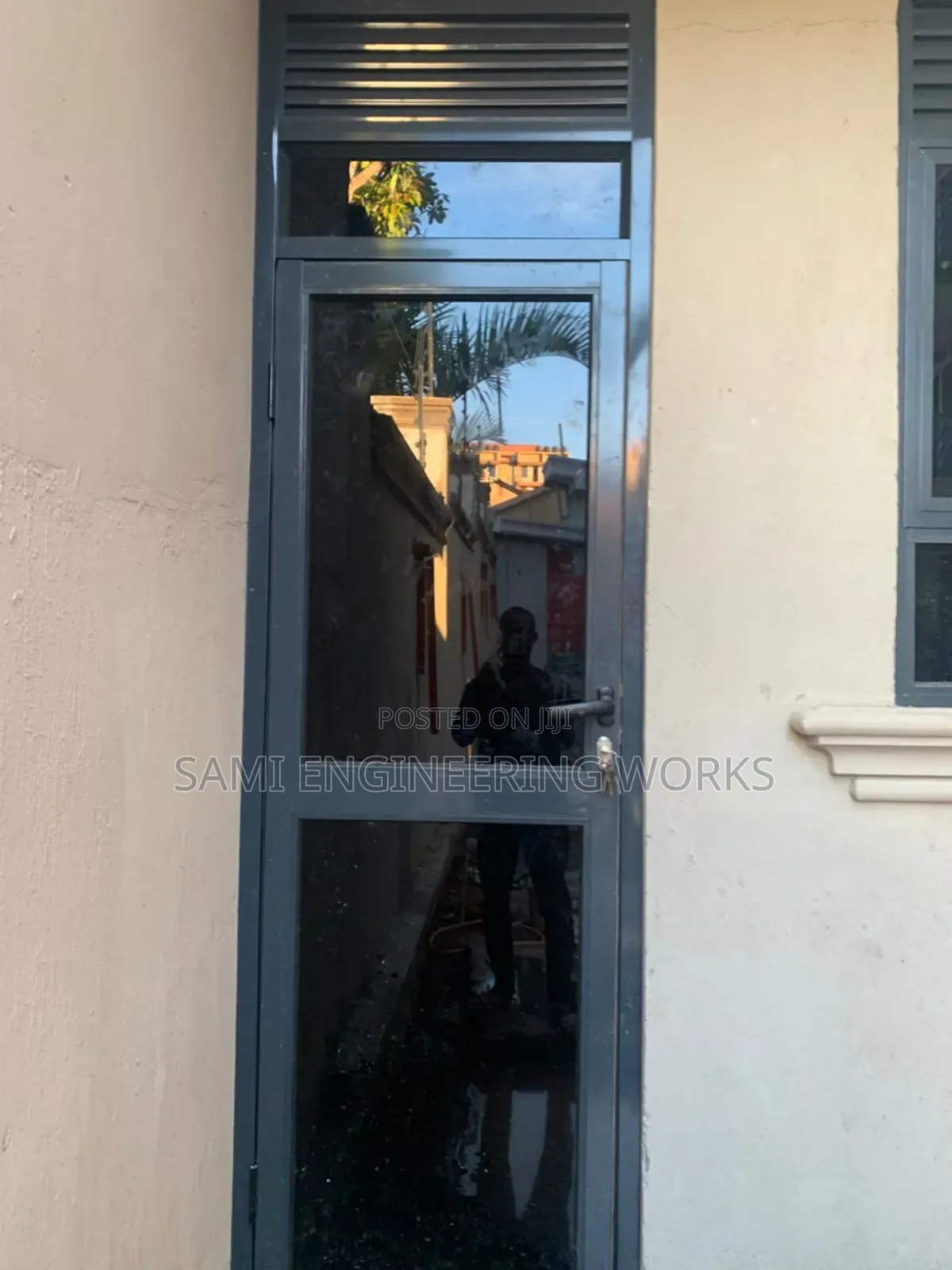 Aluminum Bathroom Door Grey Colour