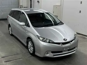 Toyota Wish New Brand Car Hire / Drive Self Drive Rent 203