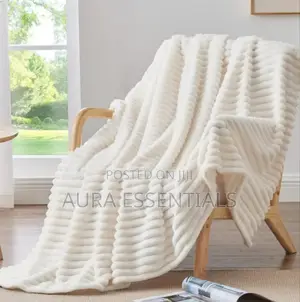 Bedelite Fleece Throw Soft Blanket Multipurpose - 6 by 6