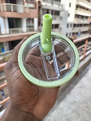 Stanley Cup Leak Proof Replacement Lid With a Flip Straw