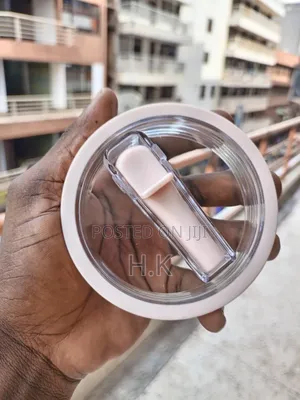 Stanley Cup Leak Proof Replacement Lid With a Flip Straw
