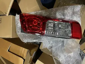 Nissan Urvan Nv350 Taillight