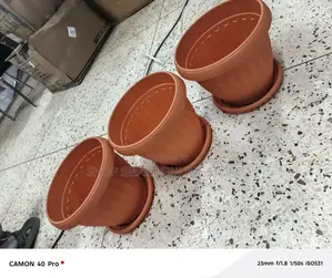 Round Plastic Flower Pots Clay Brown