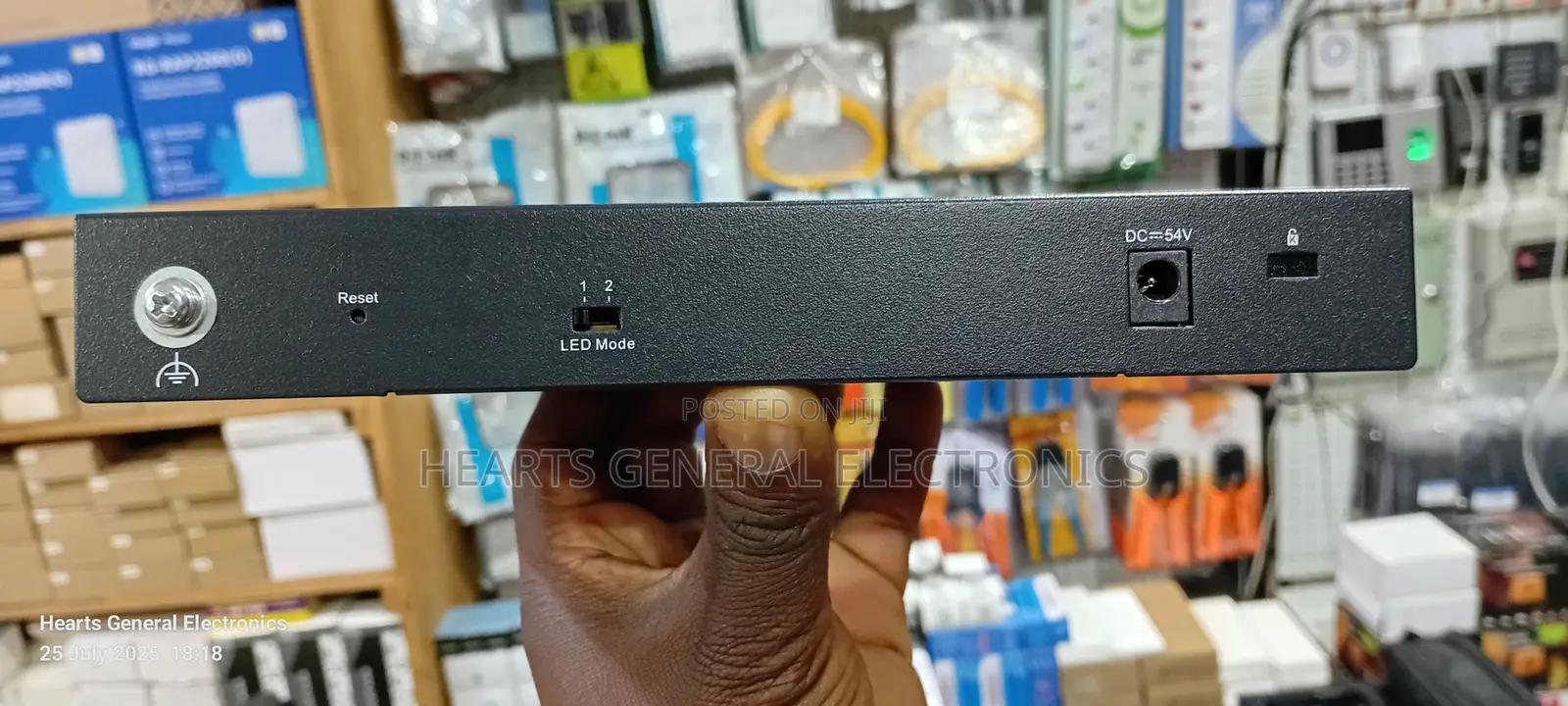 Ruijie 8 Port Gigabit Switch ( Cloud Managed )