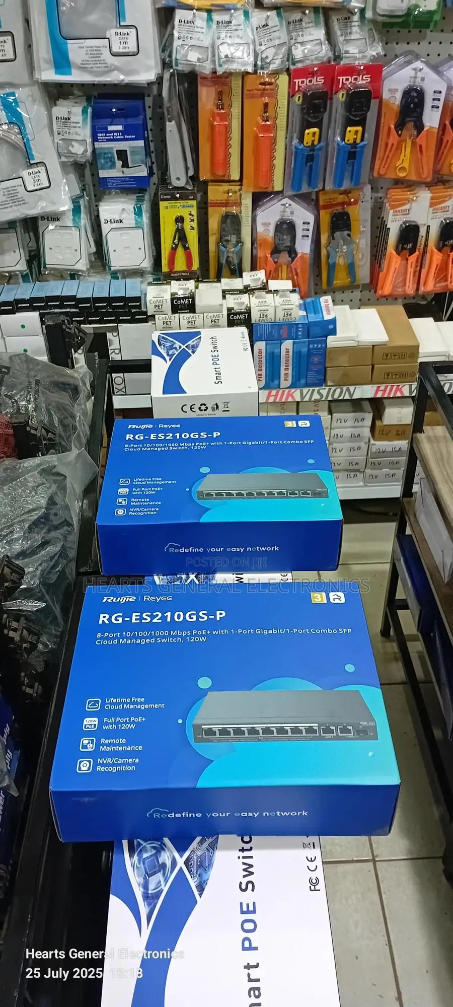 Ruijie 8 Port Gigabit Switch ( Cloud Managed )