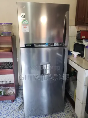 Fridge Repairing Mechanic 35