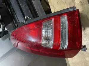 Subaru Forester Sg5 Taillight