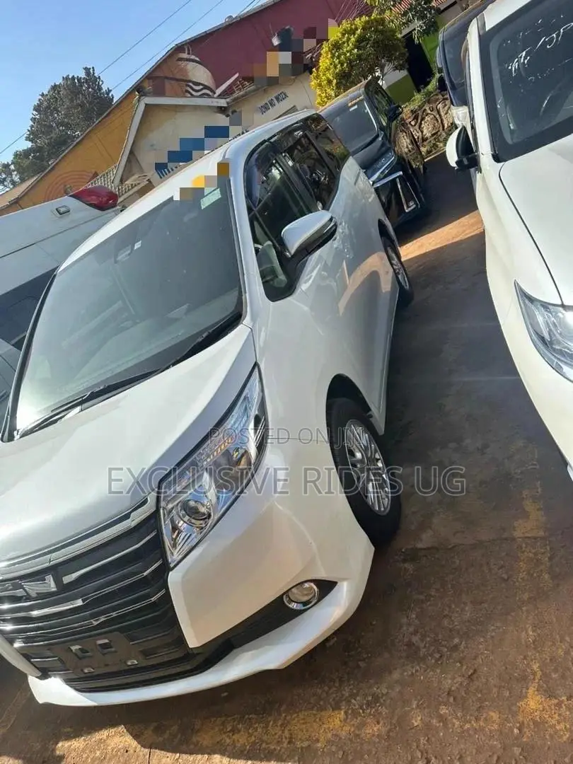 Toyota Noah 2015 White